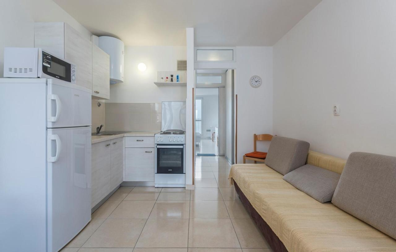 Peskera Apartments Tomicic Пореч Стая снимка