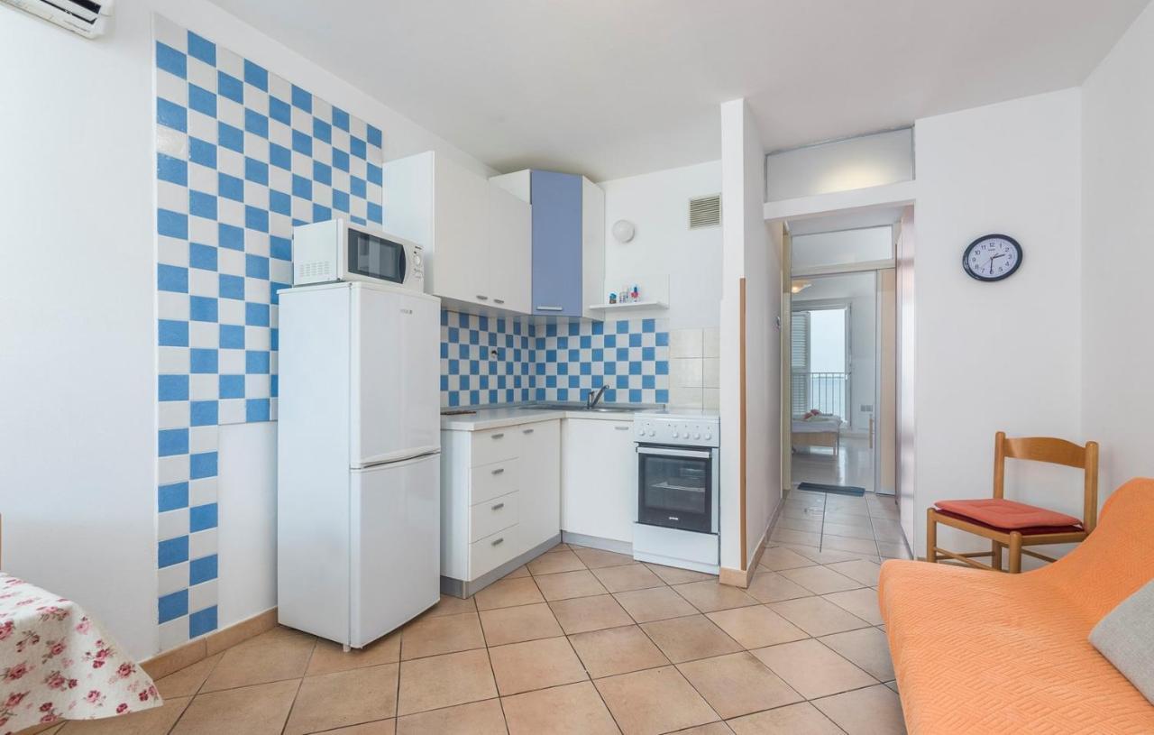 Peskera Apartments Tomicic Пореч Екстериор снимка