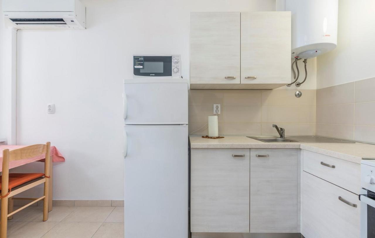 Peskera Apartments Tomicic Пореч Стая снимка